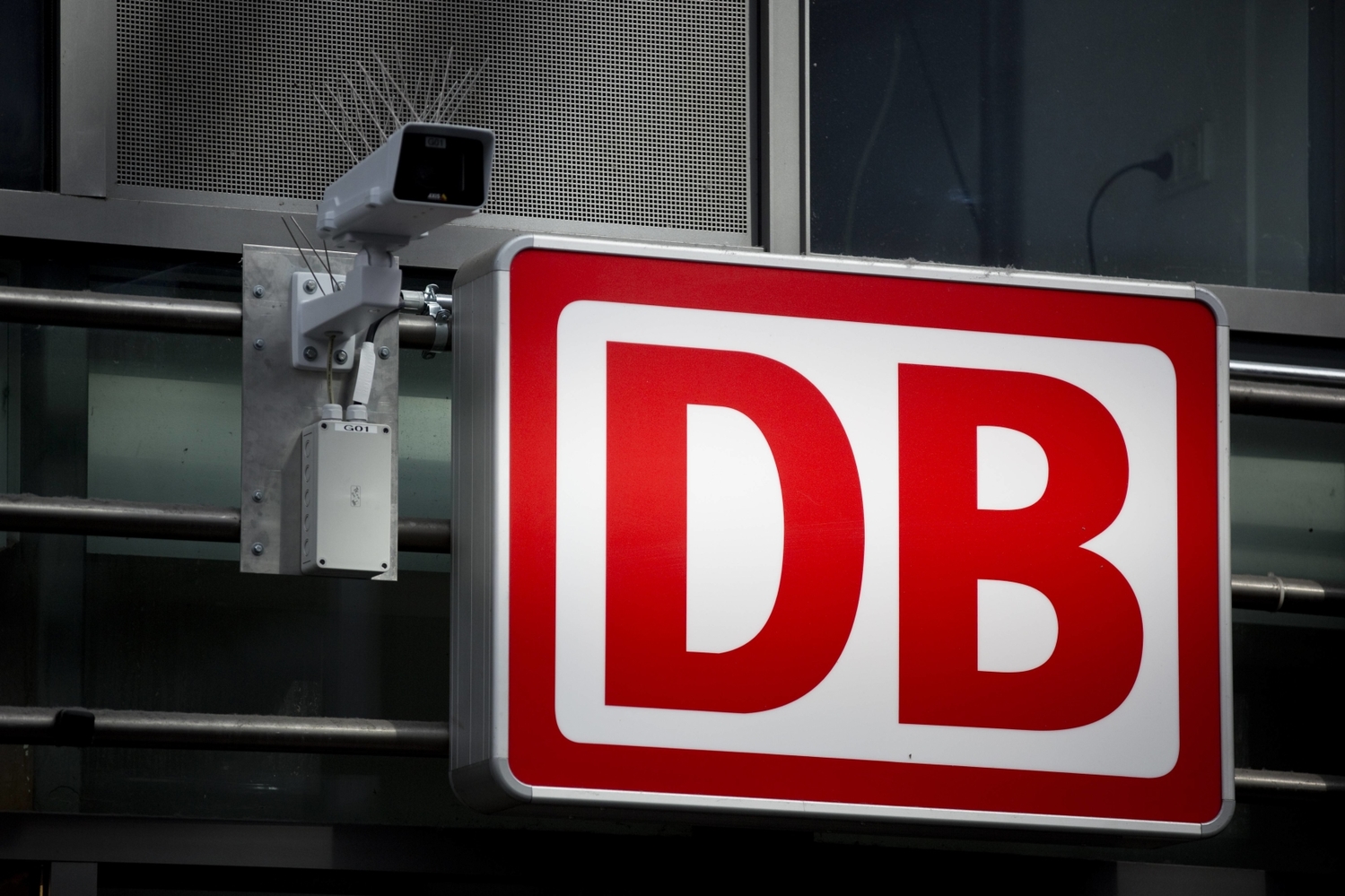 Deutsche Bahn. Deutsche Bahn.