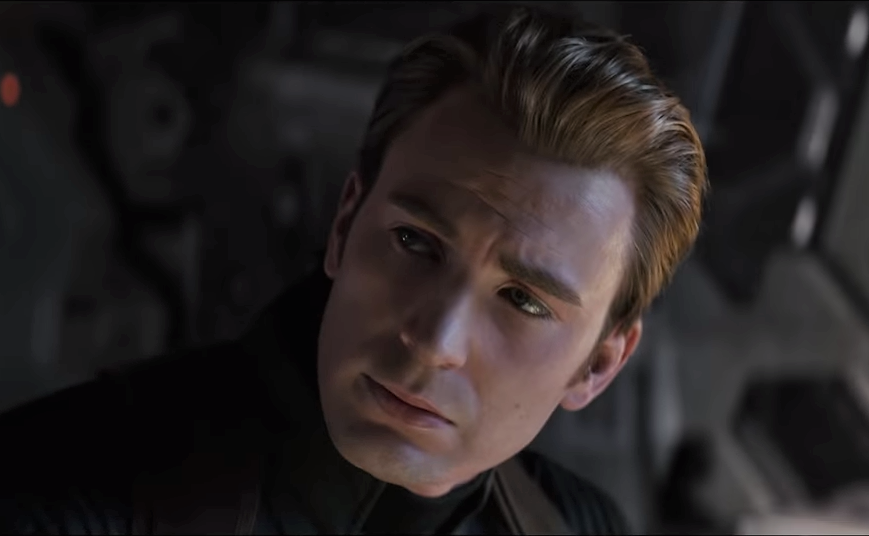 Chris Evans jako Captain America v traileru na Avengers: Endgame. Chris Evans jako Captain America v traileru na Avengers: Endgame.