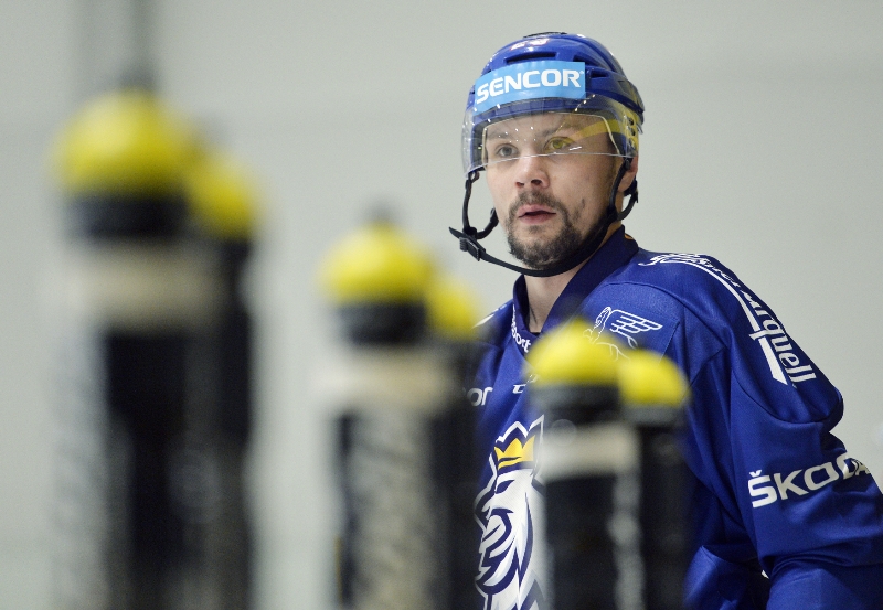 Ondřej Němec se vrátil do reprezentace po téměř deseti měsících. Ondřej Němec se vrátil do reprezentace po téměř deseti měsících.
