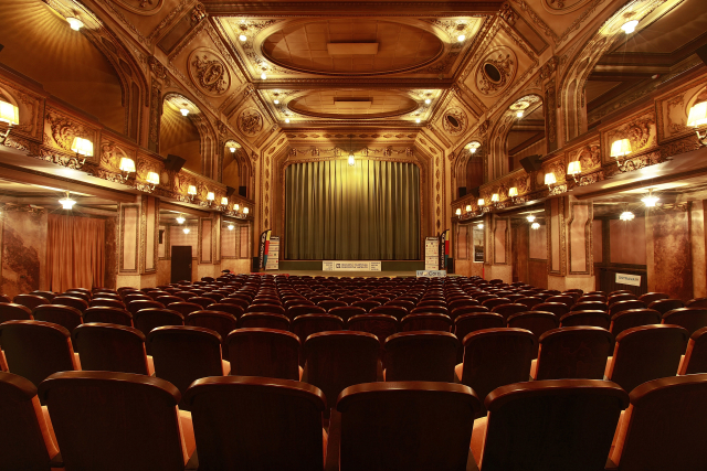Lucerna, kino.