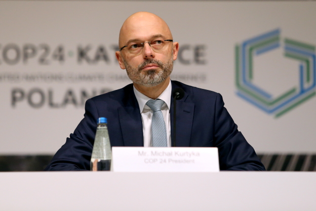 Náměstek polského ministra ochrany životního prostředí Michal Kurtyka. Náměstek polského ministra ochrany životního prostředí Michal Kurtyka.