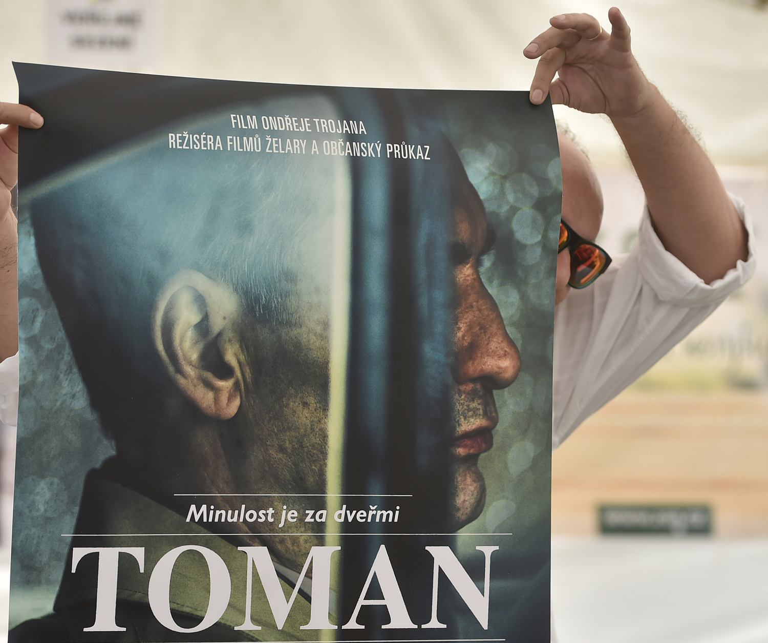 Film Toman zahájí nový rok premiérou ve Spojených státech.