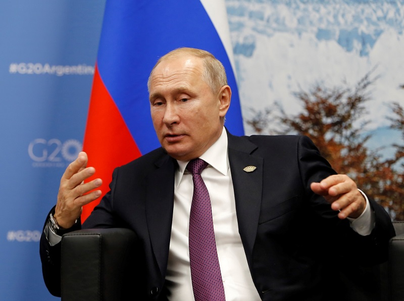 Vladimir Putin chce v Rusku omezit rappery.