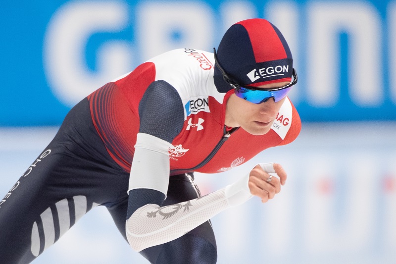 Rychlobruslařka Martina Sáblíková obsadila na Světovém poháru v Heerenveenu třetí místo v závodu na 3000 metrů. Rychlobruslařka Martina Sáblíková obsadila na Světovém poháru v Heerenveenu třetí místo v závodu na 3000 metrů.