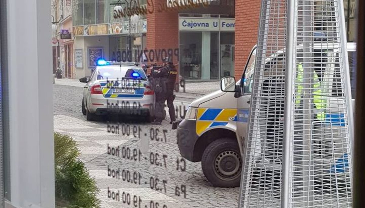 Drama v Teplicích. Drama v Teplicích.