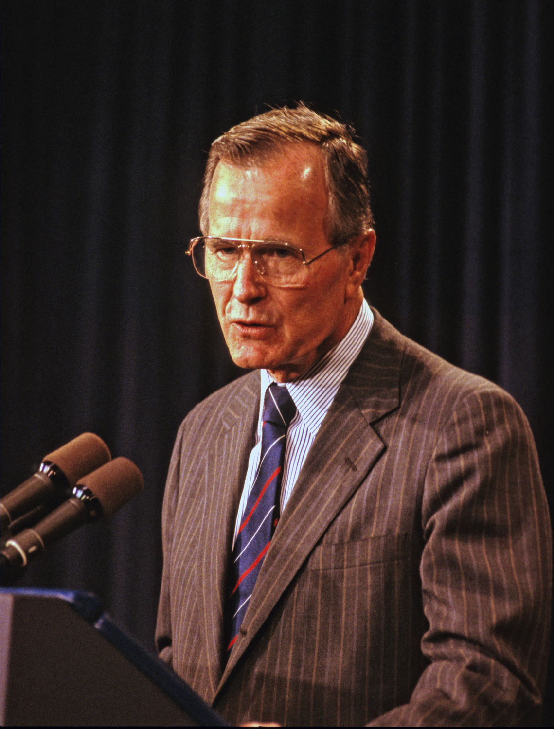 George Bush starší. 