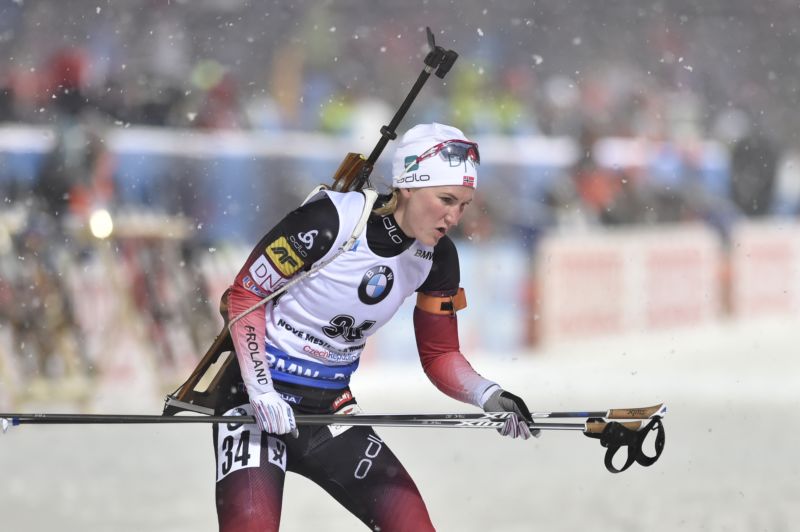 Vítězka sprintu biatlonistek v Novém Městě na Moravě Marte Röiselandová.