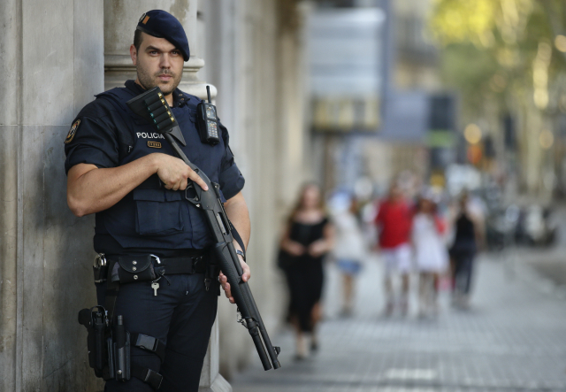 Policie zaznamenala hrozbu dalšího možného útoku.