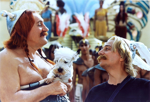 V jedné ze svých nejslavnějších rolí, odvážný hrdina Obelix.