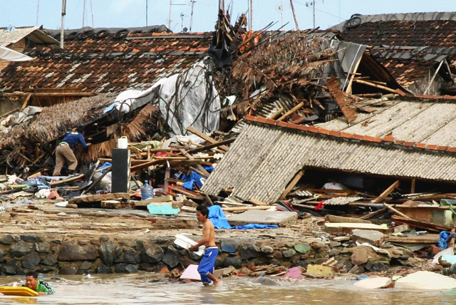 Následky po tsunami.