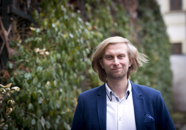 Klavírista Ivo Kahánek.