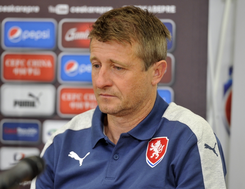 Michal Horňák chce hráčům Sparty dodat sebevědomí. 