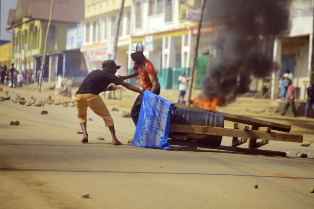 Protesty v Kongu. Protesty v Kongu.