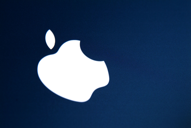 Logo firmy Apple.