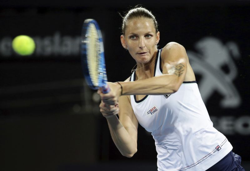 Karolína Plíšková během semifinálového zápasu turnaje v Brisbane.