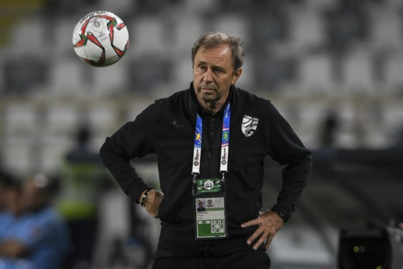 Rajevac skončil na lavičce Thajska po prvním zápase asijského šampionátu.