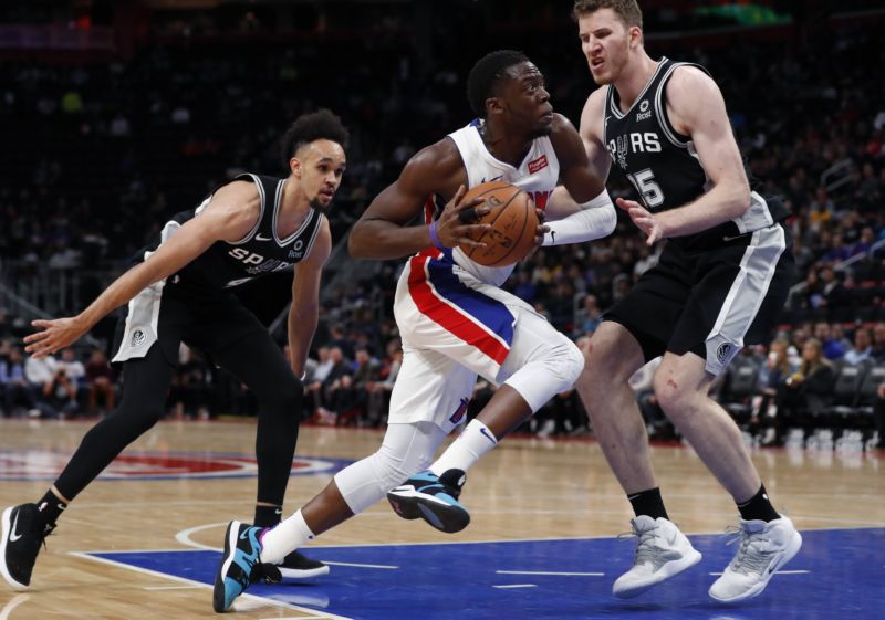 San Antonio dál prodlužuje v zámoří svou vítěznou sérii.