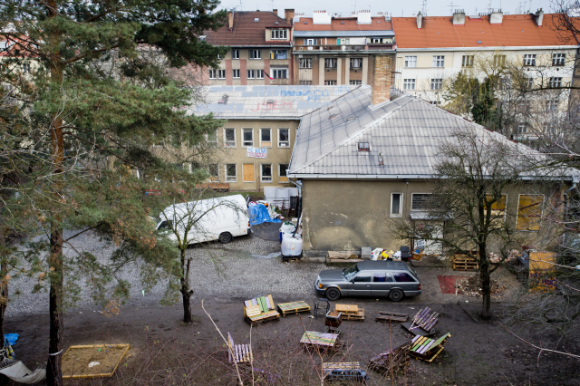 Sociální centrum Klinika v Jeseniově ulici.