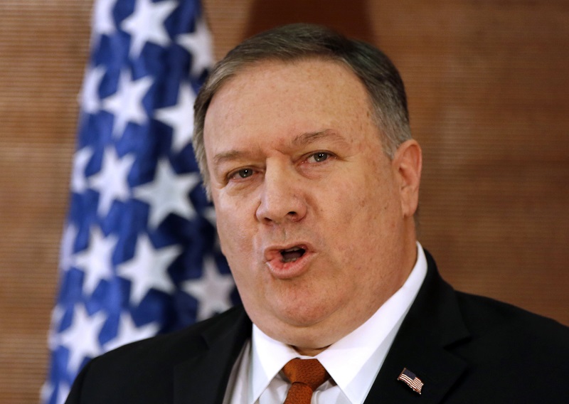 Americký ministr zahraničí Mike Pompeo se při projevu v Káhiře opřel do exprezidenta Obamy.