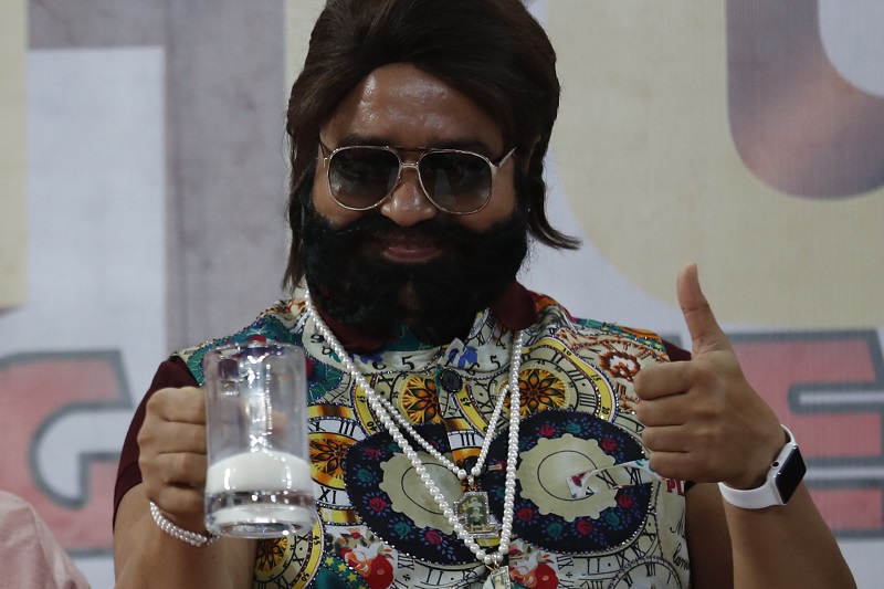 Dříve populární duchovní vůdce Rahím Singh.