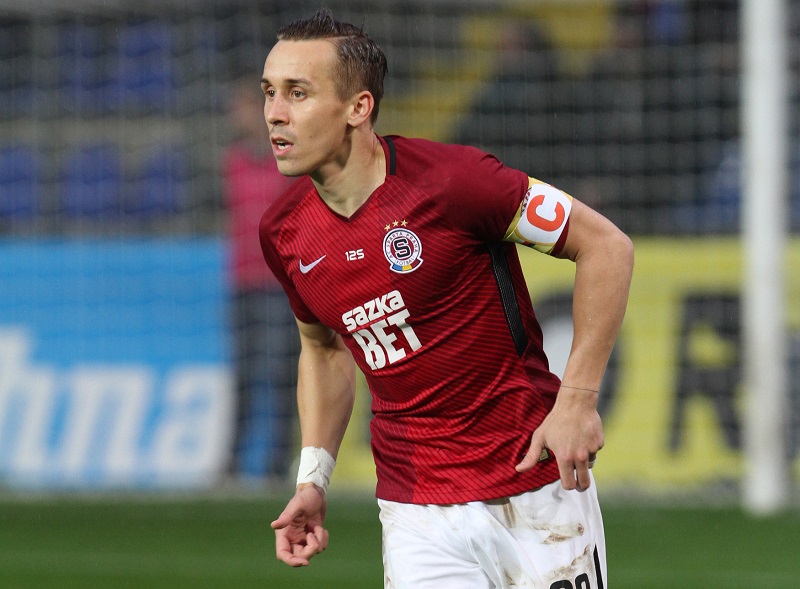 A je hotovo. Fotbalista Šural skončil ve Spartě, čeká ho Turecko.