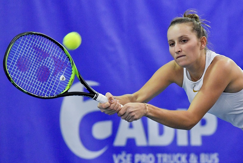 Markéta Vondroušová zvládla svůj první zápas sezony.