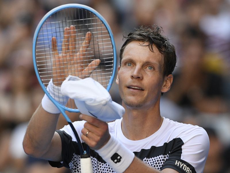 Tomáš Berdych si v prvním kole hravě poradil s Kylem Edmundem. 