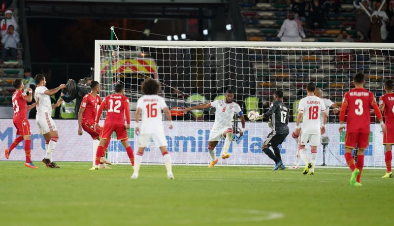 Utkání asijského šampionátu mezi domácím SAE a Bahrajnem.