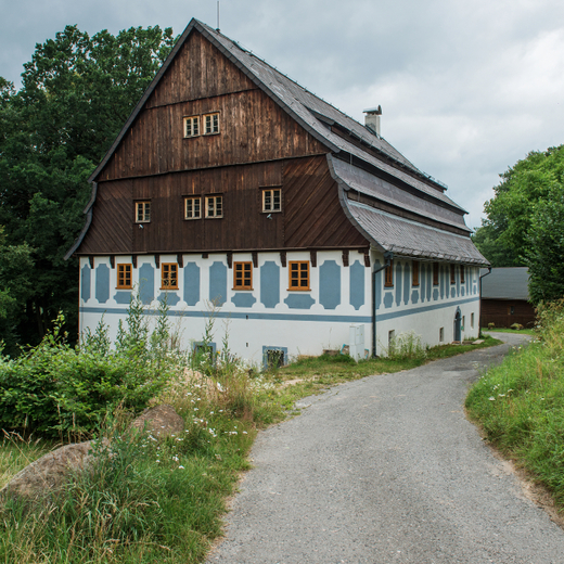 Barokní papírna v Hamru na Jezeře na Českolipsku.