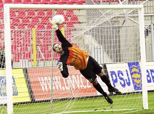 Petr Čech zažil první neprůstřelnost ve Spartě.