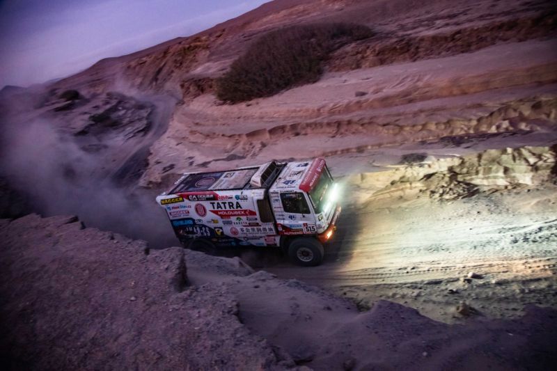 Martin Šoltys se svým kamionem na letošní rallye.