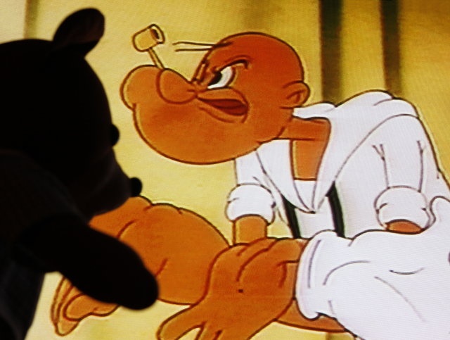 Pepek (v originále Popeye) měl premiéru jako vedlejší postavička populárních komiksů Thimble Theatre.