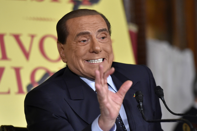Kontroverzní podnikatel a bývalý italský premiér Silvio Berlusconi.