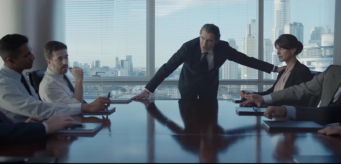 Snímek z nového reklamního spotu Gillette.