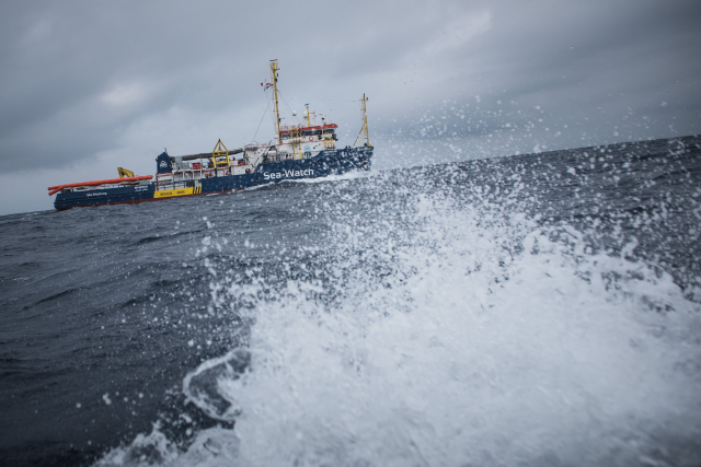 Jedno z plavidel organizace Sea Watch.