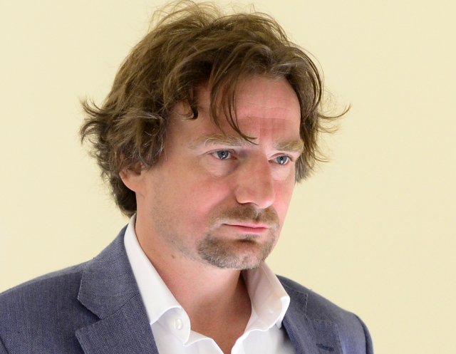 Novinář Janek Kroupa.