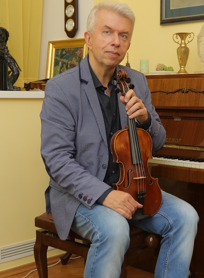 Jaroslav Svěcený.