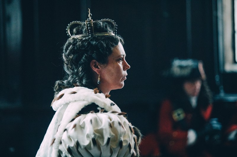 Olivia Colmanová ve filmu Favoritka jako královna Anna exceluje.