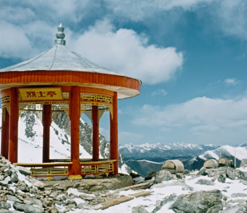 Z filmu Cesta vede do Tibetu. 