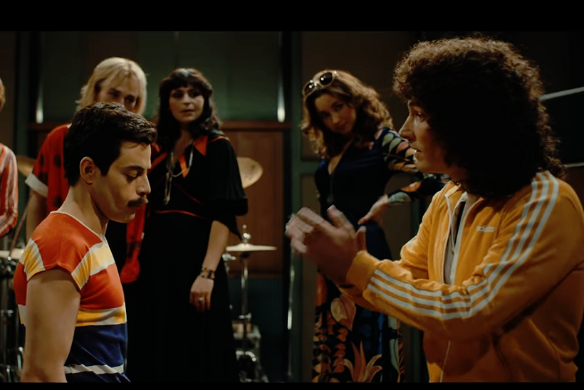 Snímek z filmu Bohemian Rhapsody. Snímek z filmu Bohemian Rhapsody.