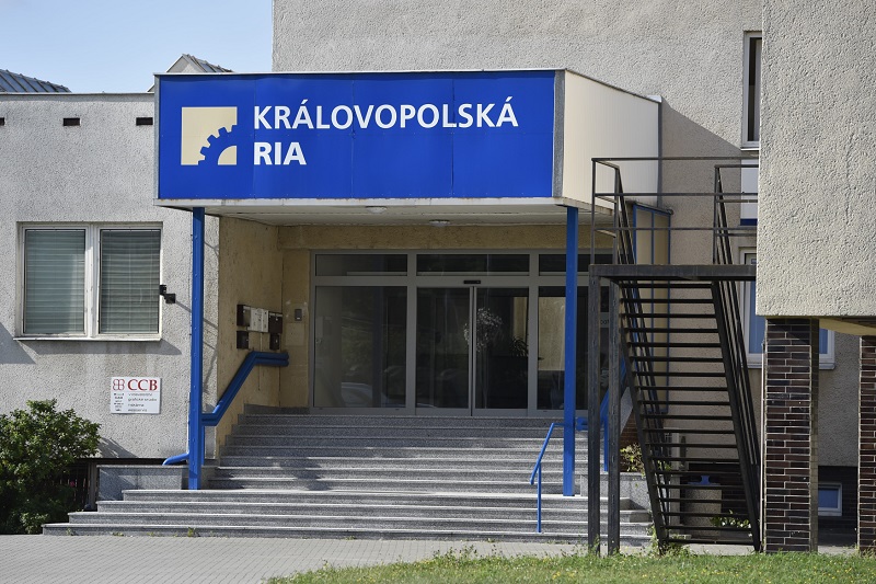 Firmy spolu vedou spor od června 2017.