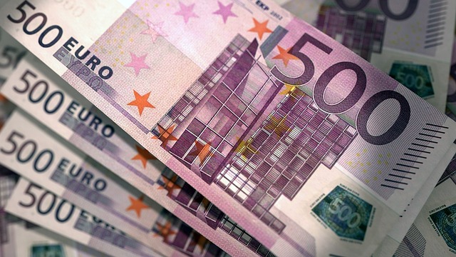 Bankovka 500 euro.