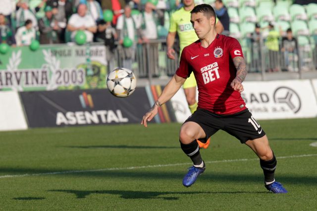 Opustí Spartu? Stanciu odjel ze soustředění jednat o přestupu. Opustí Spartu? Stanciu odjel ze soustředění jednat o přestupu.