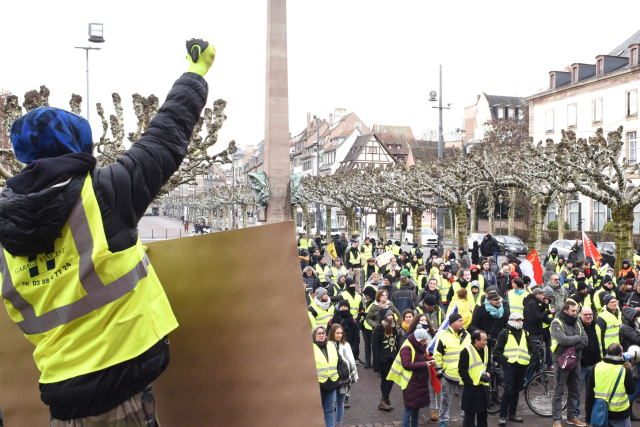Protesty žlutých vest před Evropským parlamentem. 
