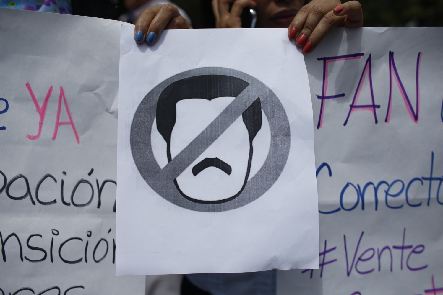 Symbol z demonstrace proti venezuelské vládě (ilustrační fotografie).  
