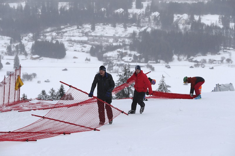 Sjezd Světového poháru mužů v Garmisch-Partenkirchenu se dnes kvůli počasí neuskuteční.