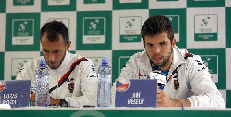 Po bitvě je každý generál, přemítal Rosol. A pochválil Lehečku.