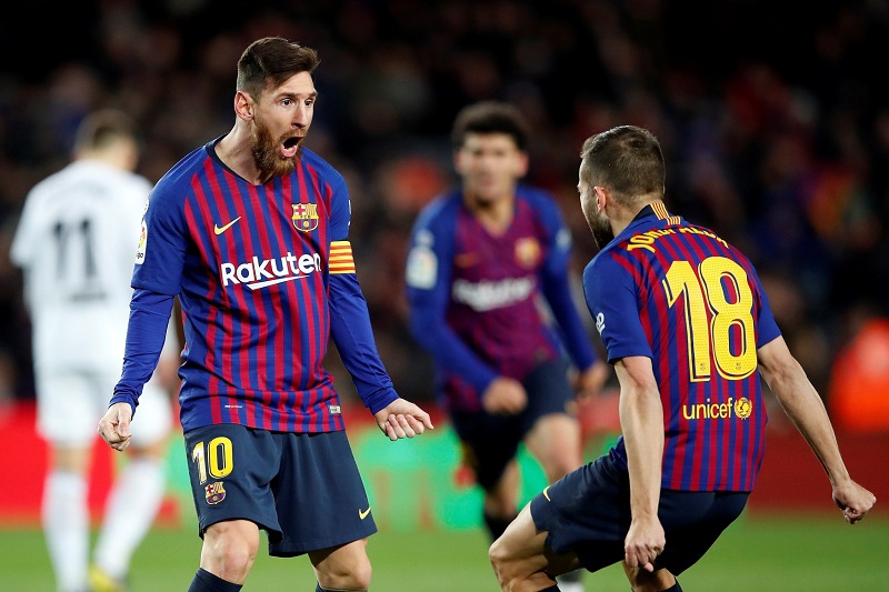 Fotbalisté Barcelony remizovali v 22. kole španělské ligy s Valencií 2:2. Fotbalisté Barcelony remizovali v 22. kole španělské ligy s Valencií 2:2.