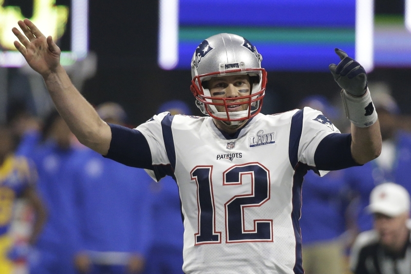Tom Brady vyhrál Super Bowl pošesté v kariéře.
