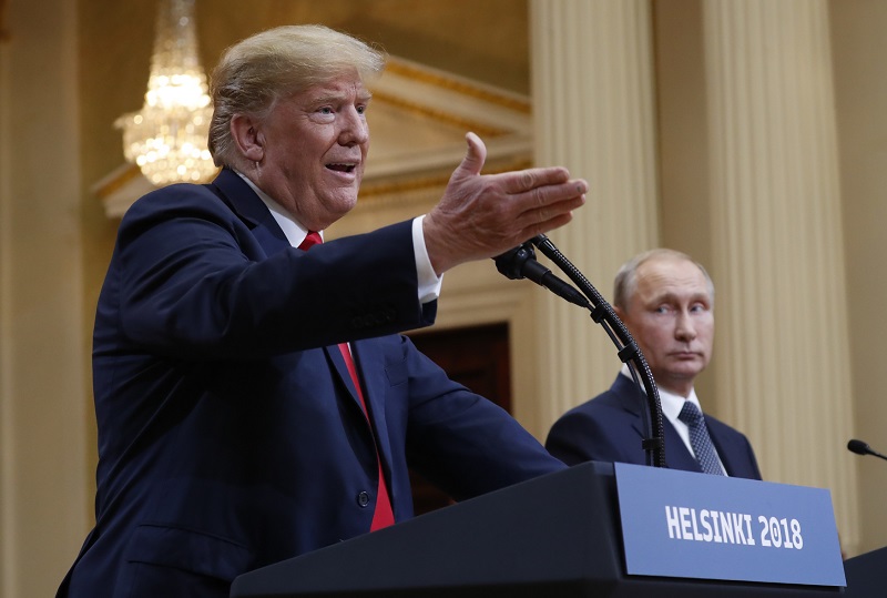 Donald Trump (vlevo) a Vladimir Putin. 